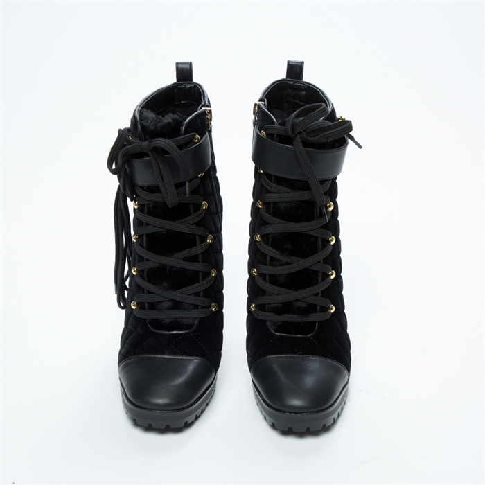 Winter Heel Shoe
