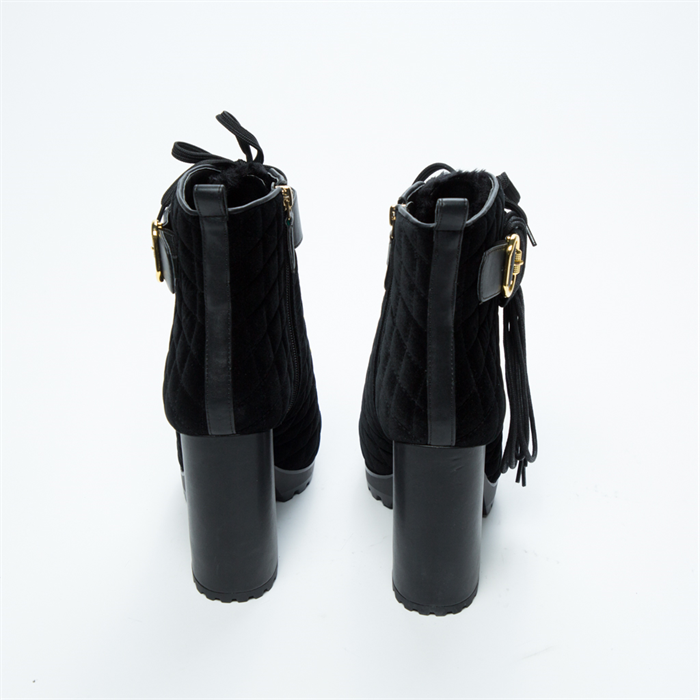 Winter Heel Shoe
