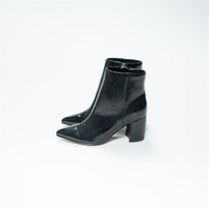 Leather Shoe