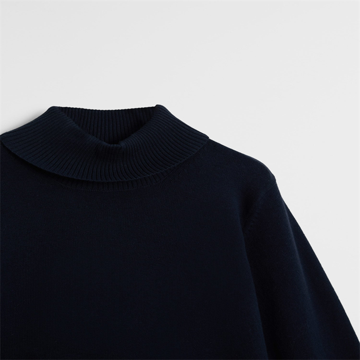 winter blouse