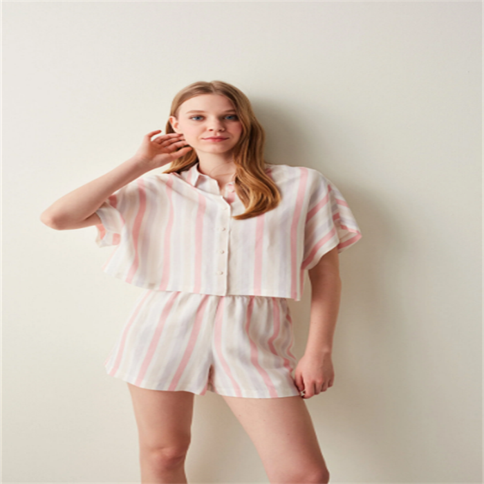 Warm striped short-sleeved shirt