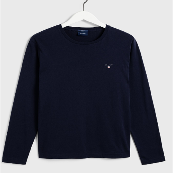 long-sleeved blouse