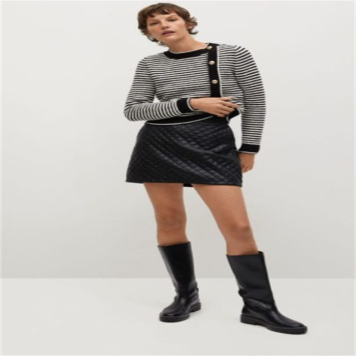 short skirt