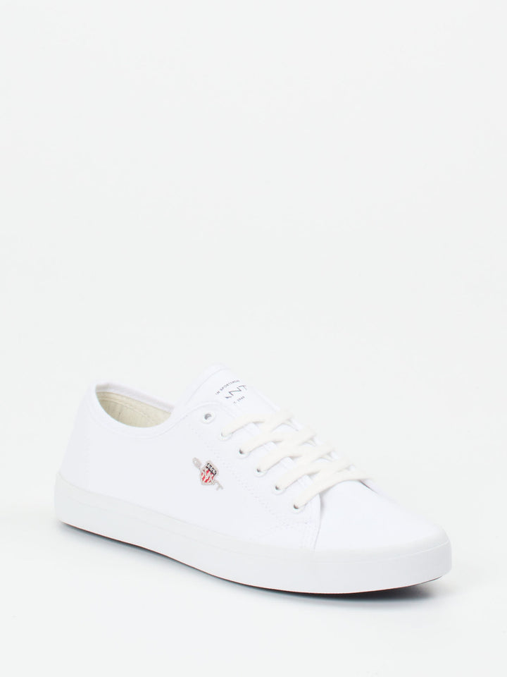 Shoe