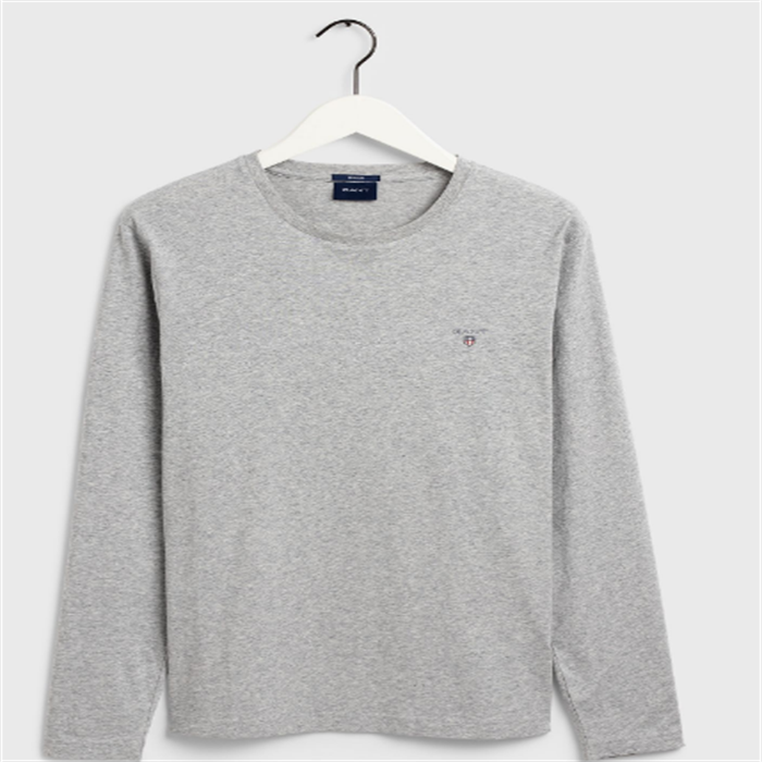 long-sleeved blouse