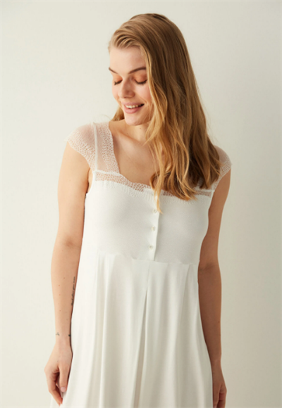 Sleep dress for pregnant and lactating women