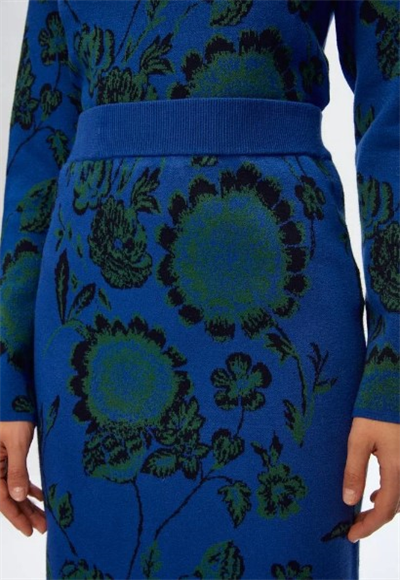 wool skirt