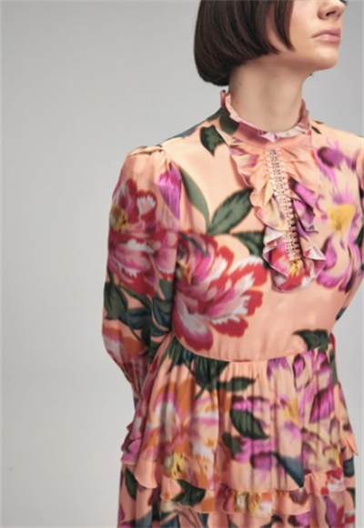 Printed dress with long sleeves