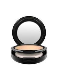 STUDIO FIX POWDER PLUS كريم اساس