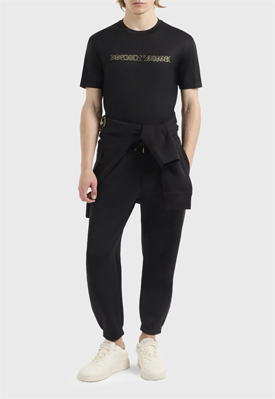 Half-sleeved blouse