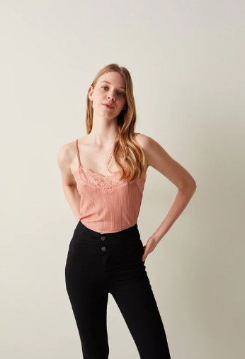 sleeveless blouse