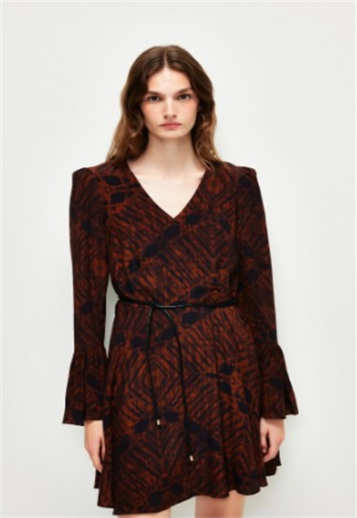 فستان
