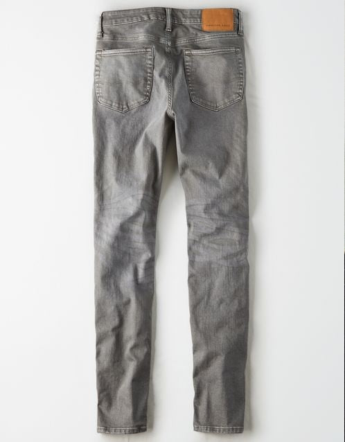 جينز رجالي ضيق