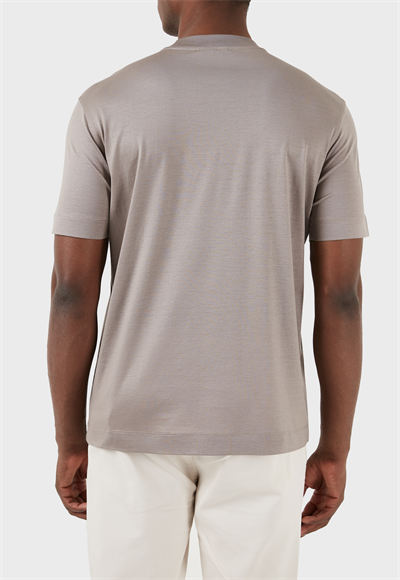 Half-sleeved blouse