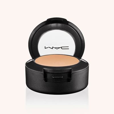 Mac Studio Finish Concealer NC15.0