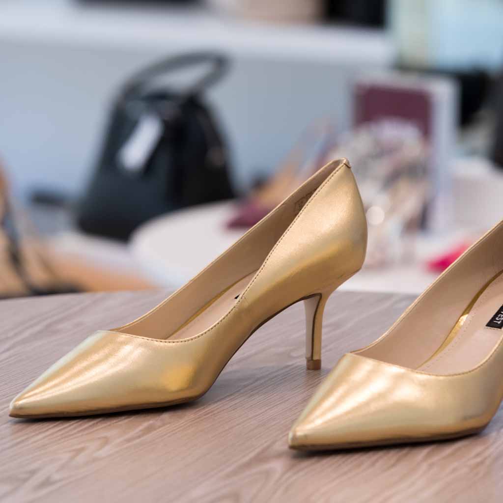 High heel shoe