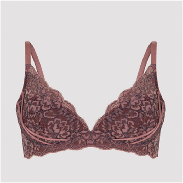 Bra with light padding
