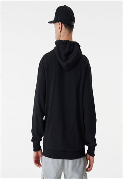 Long-sleeved T-shirt