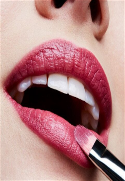 small lipstick