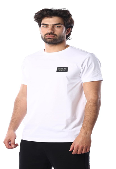 تي شيرت أبيض