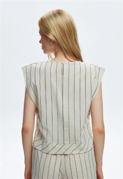 Round Neck Striped Blouse