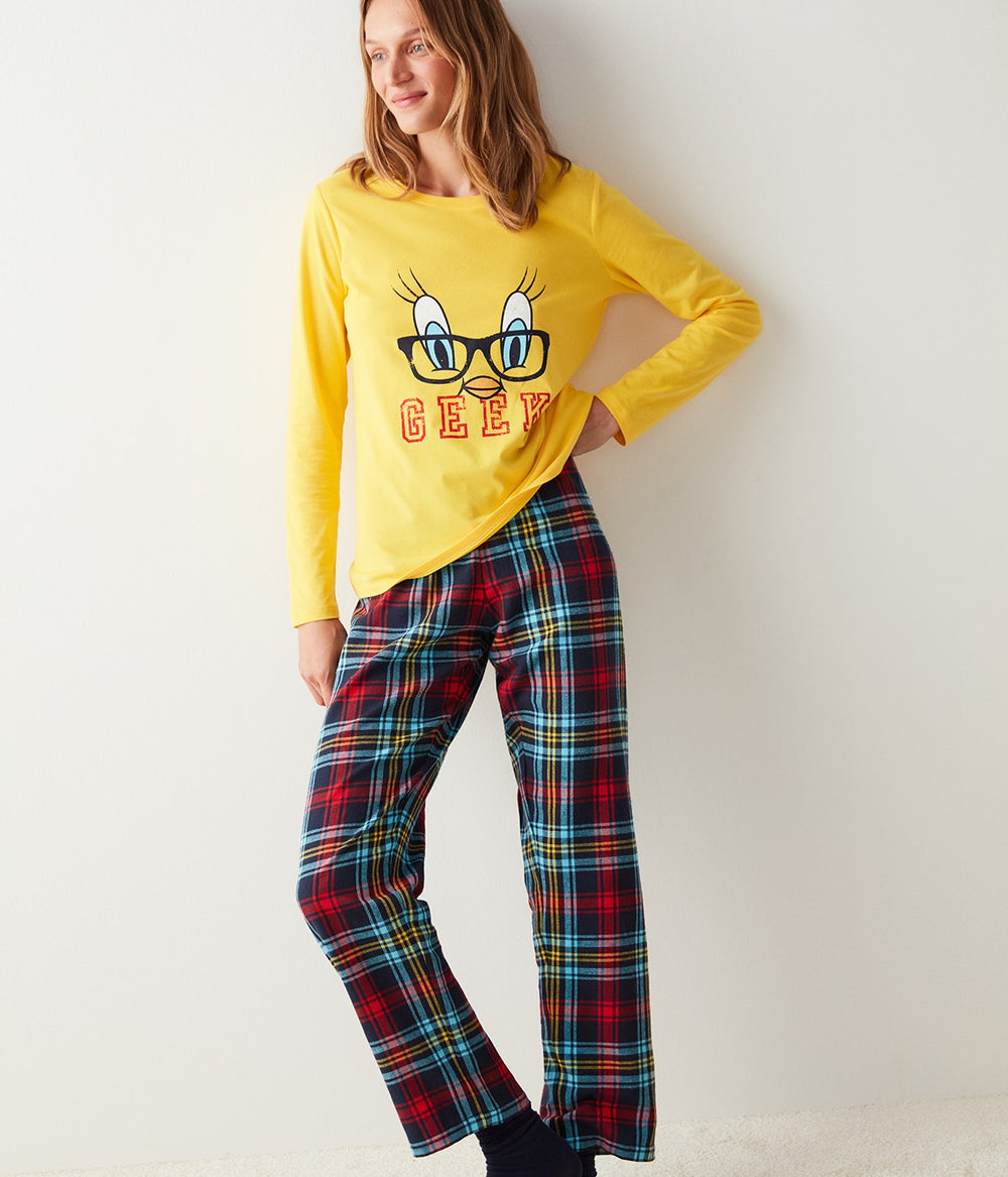 Autumn sleepwear
