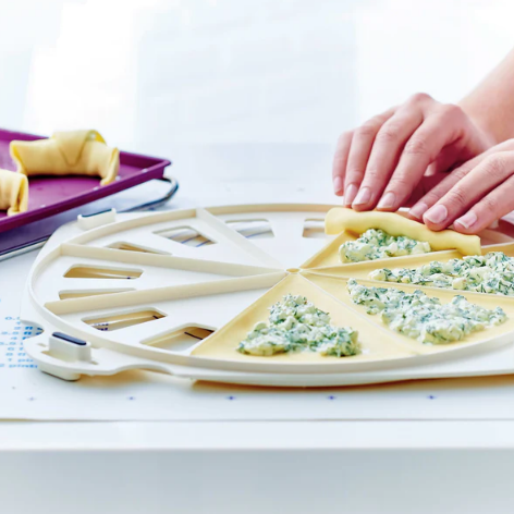 Pizza and croissant mold