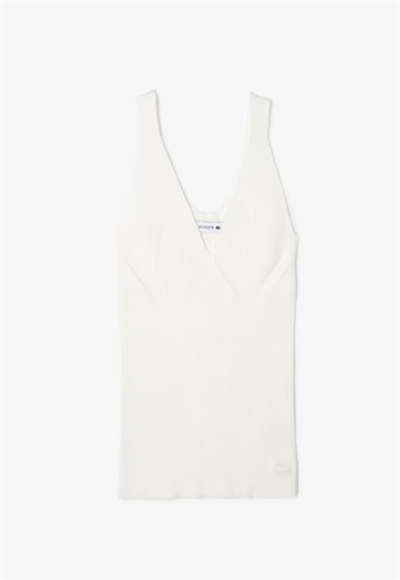 sleeveless blouse