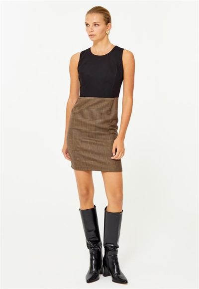 Women's short sleeveless dress
