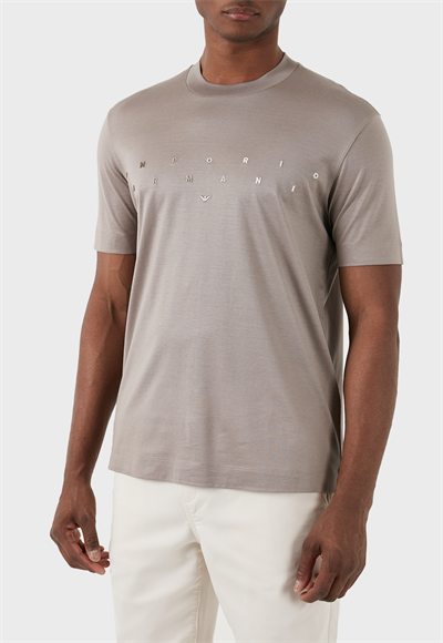 Half-sleeved blouse
