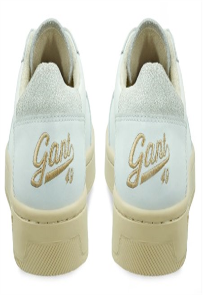 Shoe