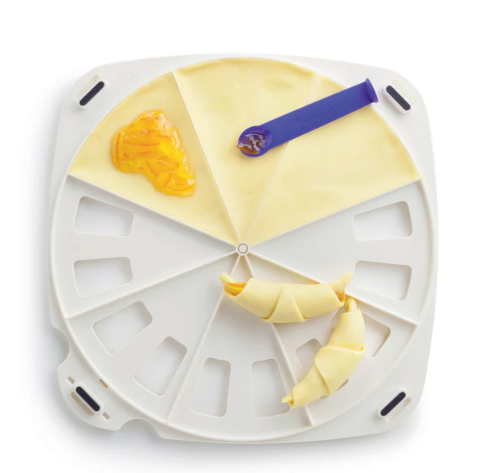 Pizza and croissant mold