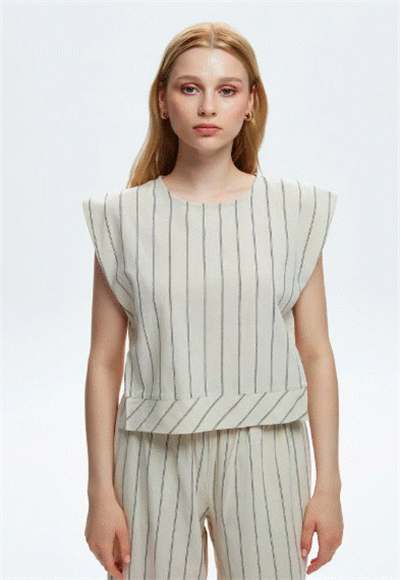 Round Neck Striped Blouse