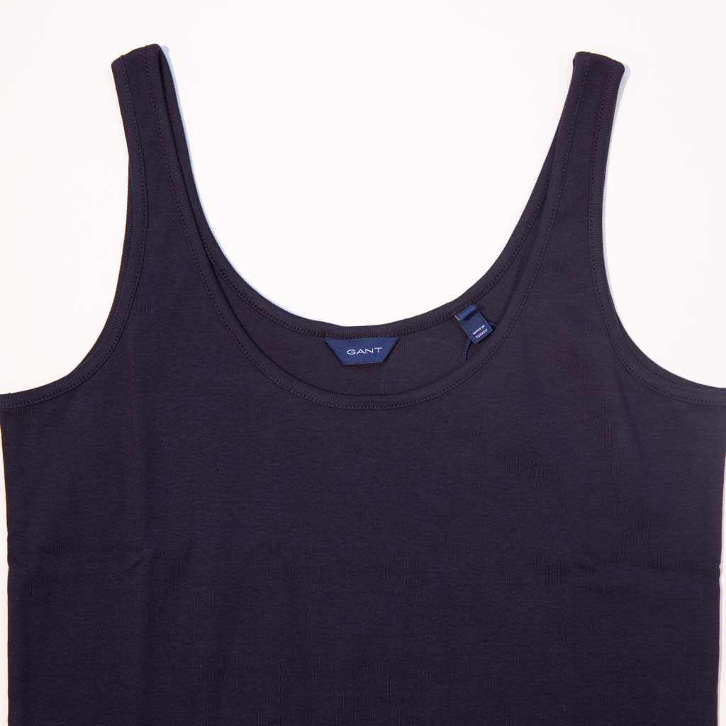sleeveless blouse