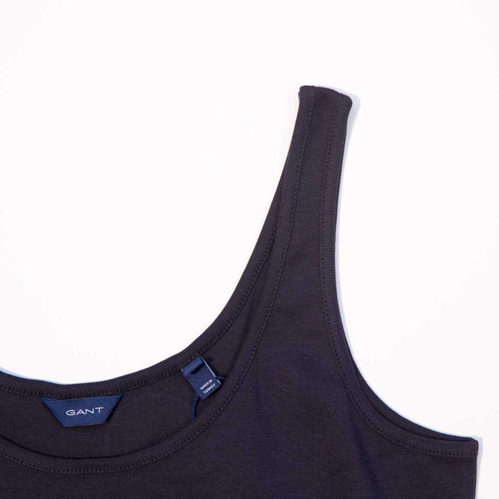 sleeveless blouse