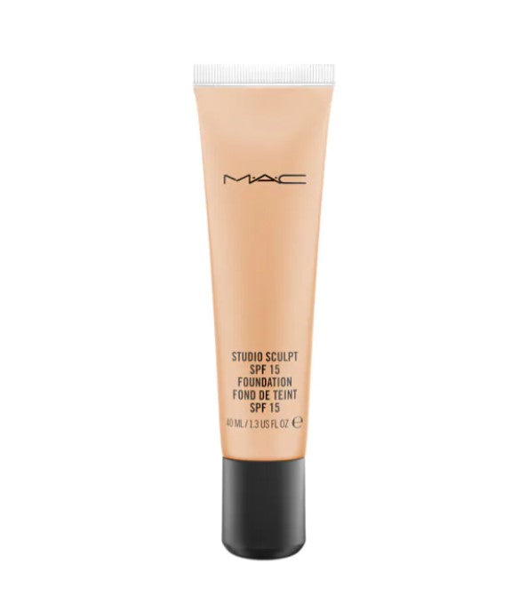 كريم أساس STUDIO SCULPT SPF 15