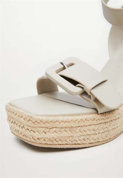 sandal
