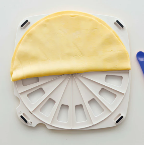 Pizza and croissant mold
