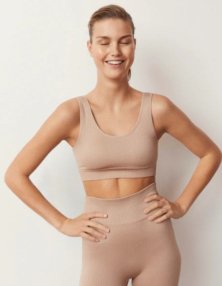 sports bra