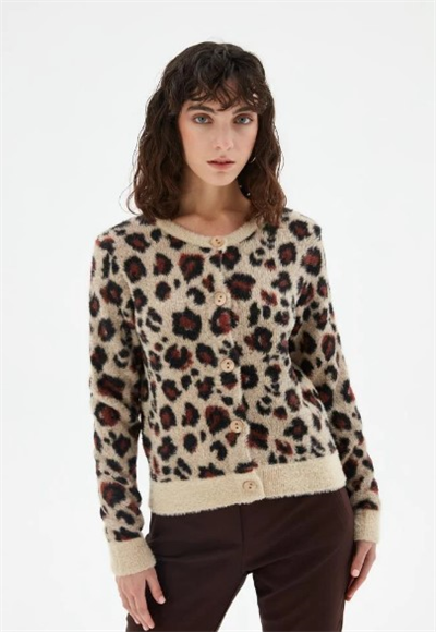 Short woolen jacket with leopard print