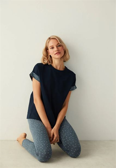 Sleepwear top