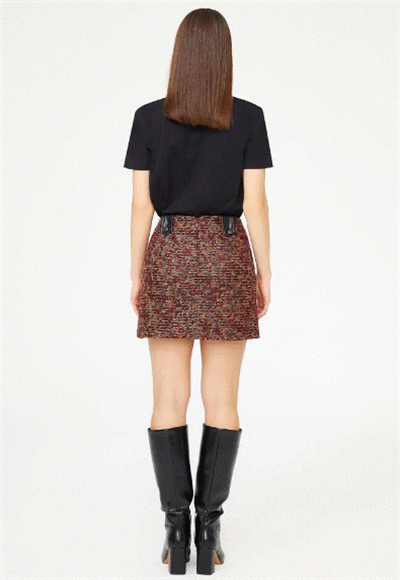 short skirt