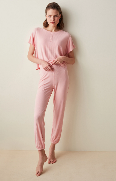 Sleepwear top
