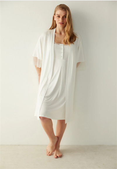 Maternity sleepwear