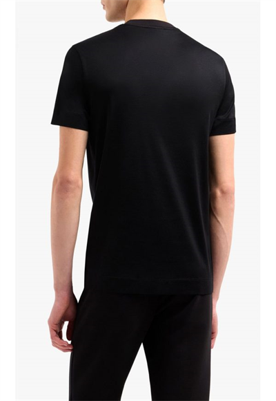 بلوزة امبوريو ارماني