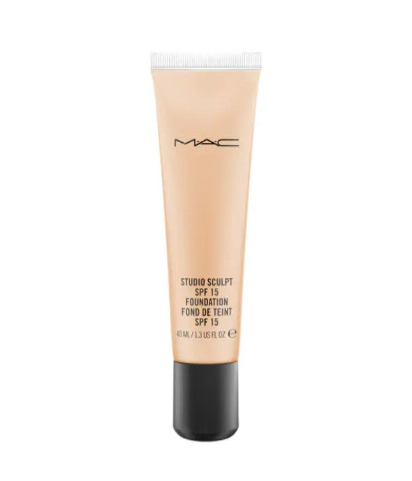 كريم أساس STUDIO SCULPT SPF 15