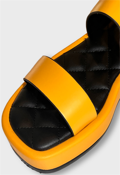 sandal