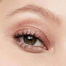 Shimmer cream eyeshadow