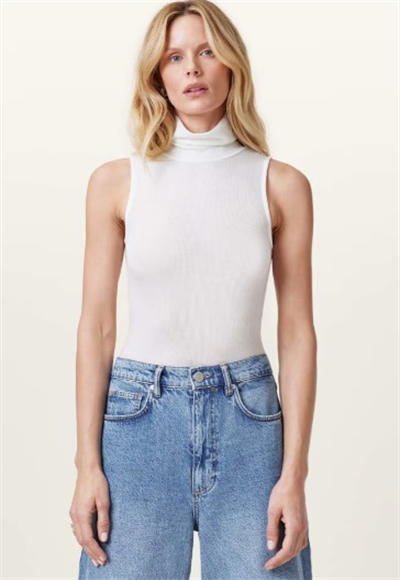 sleeveless blouse