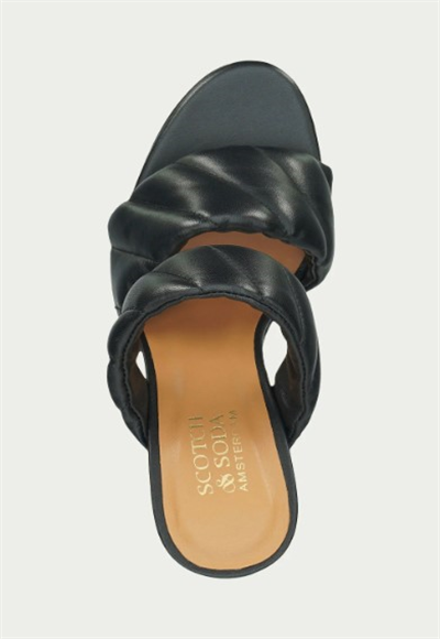 high-heeled shoes